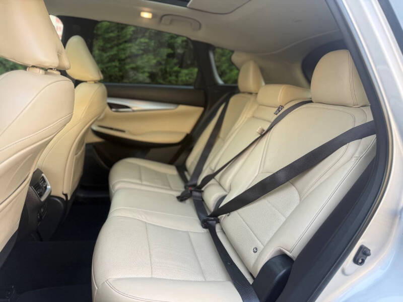 2019 Infiniti QX50 Essential