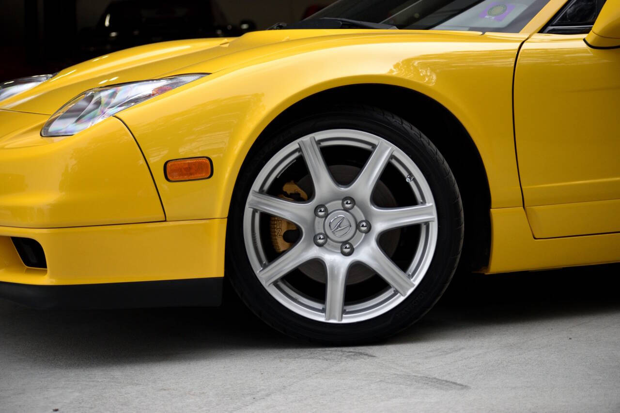 2002 Acura NSX 32
