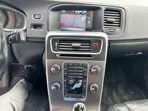 2014 Volvo S60 T5 Premier Plus