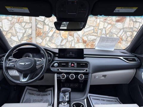 2023 Genesis G70