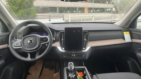 2026 Volvo XC90 B5 Plus 7P
