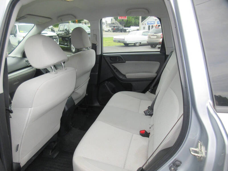 2017 Subaru Forester 2.5i