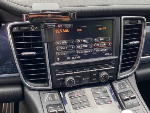 2012 Porsche Panamera 4