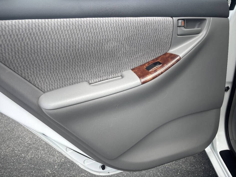 2006 Toyota Corolla LE
