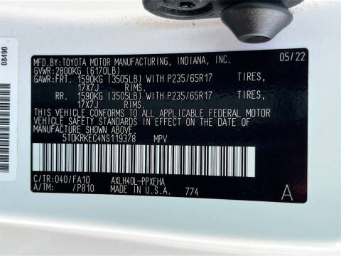 2022 Toyota Sienna LE 8-Passenger