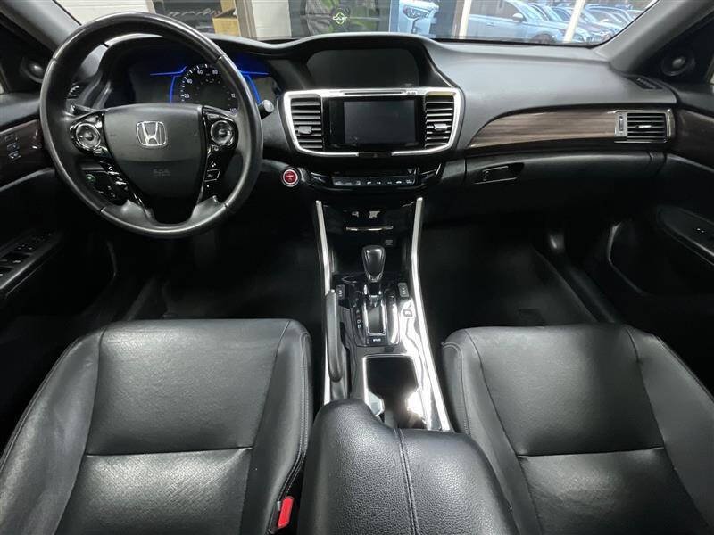 2017 Honda Accord Hybrid Touring