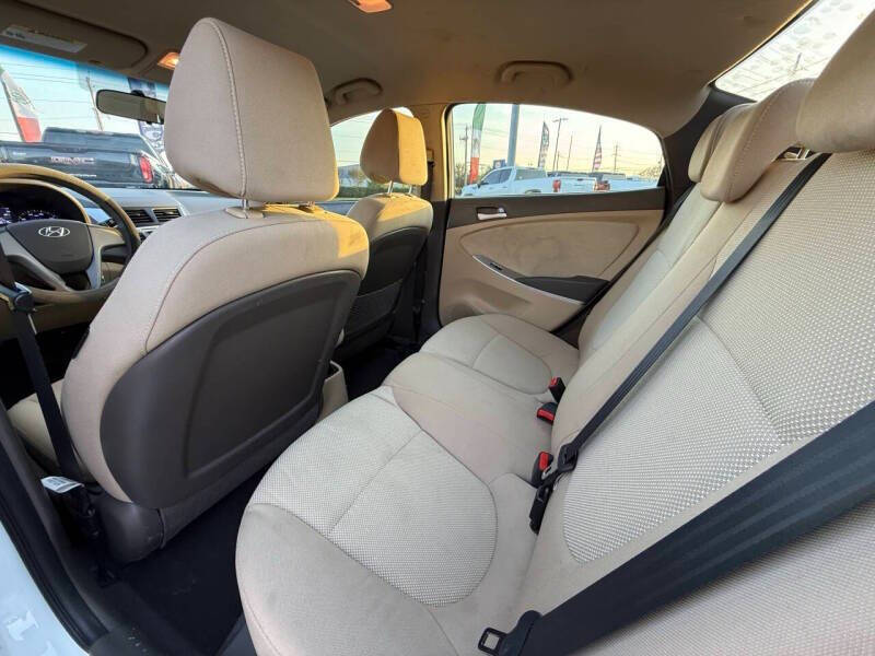 2014 Hyundai Accent GLS