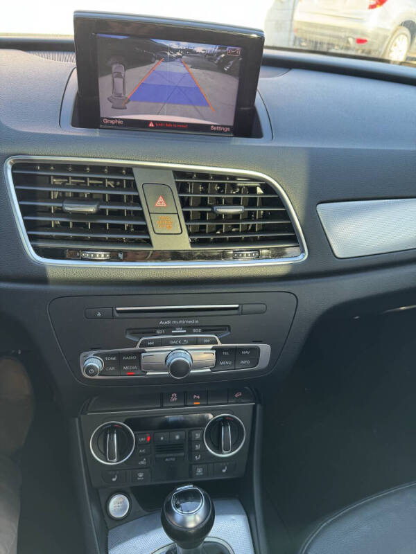 2017 Audi Q3 2.0T Premium Plus