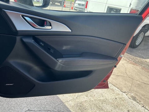 2017 Mazda MAZDA3 Touring