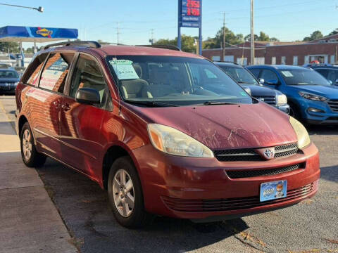 2005 Toyota Sienna CE 7 Passenger