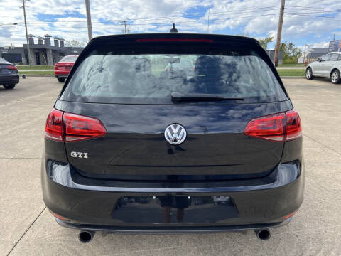 2017 Volkswagen Golf GTI S