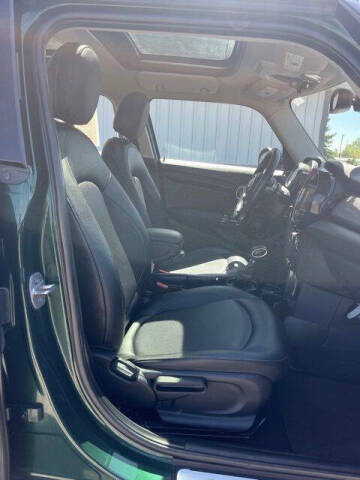2017 MINI Hardtop 4 Door Cooper