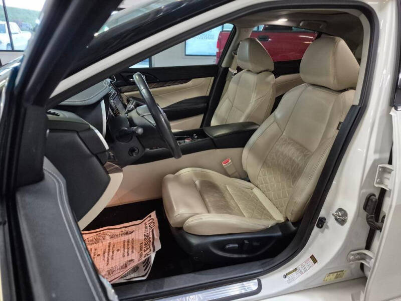 2017 Nissan Maxima Platinum