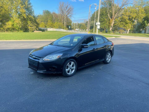 2014 Ford Focus for sale at CR Auto Sales LLC in Jeffersonville IN