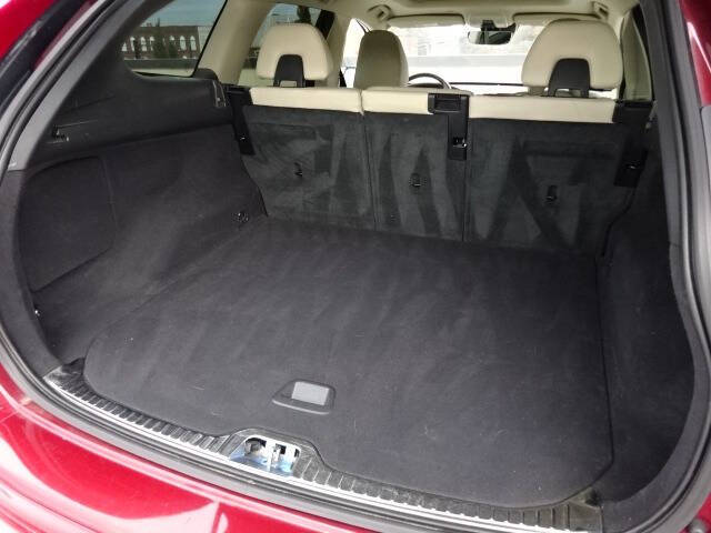 2016 Volvo XC60 T6 Drive-E R-Design Platinum