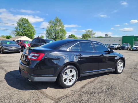 2019 Ford Taurus SEL