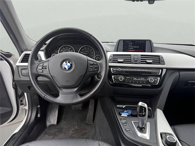 2018 BMW 3 Series 320i xDrive