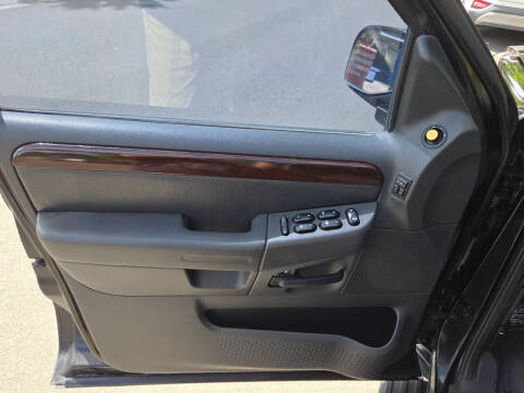 2003 Ford Explorer Limited