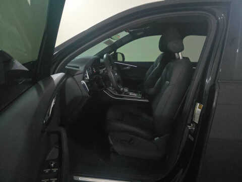 2023 Audi Q7 quattro Premium Plus 45 TFSI