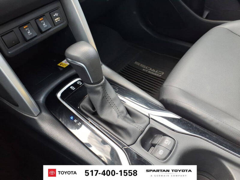 2022 Toyota Corolla Cross XLE