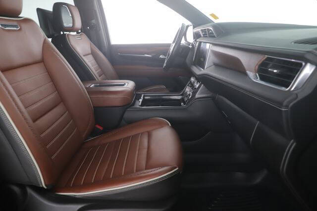 2023 GMC Yukon Denali Ultimate