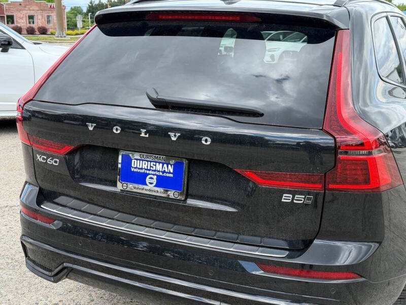 2026 Volvo XC60 B5 Plus