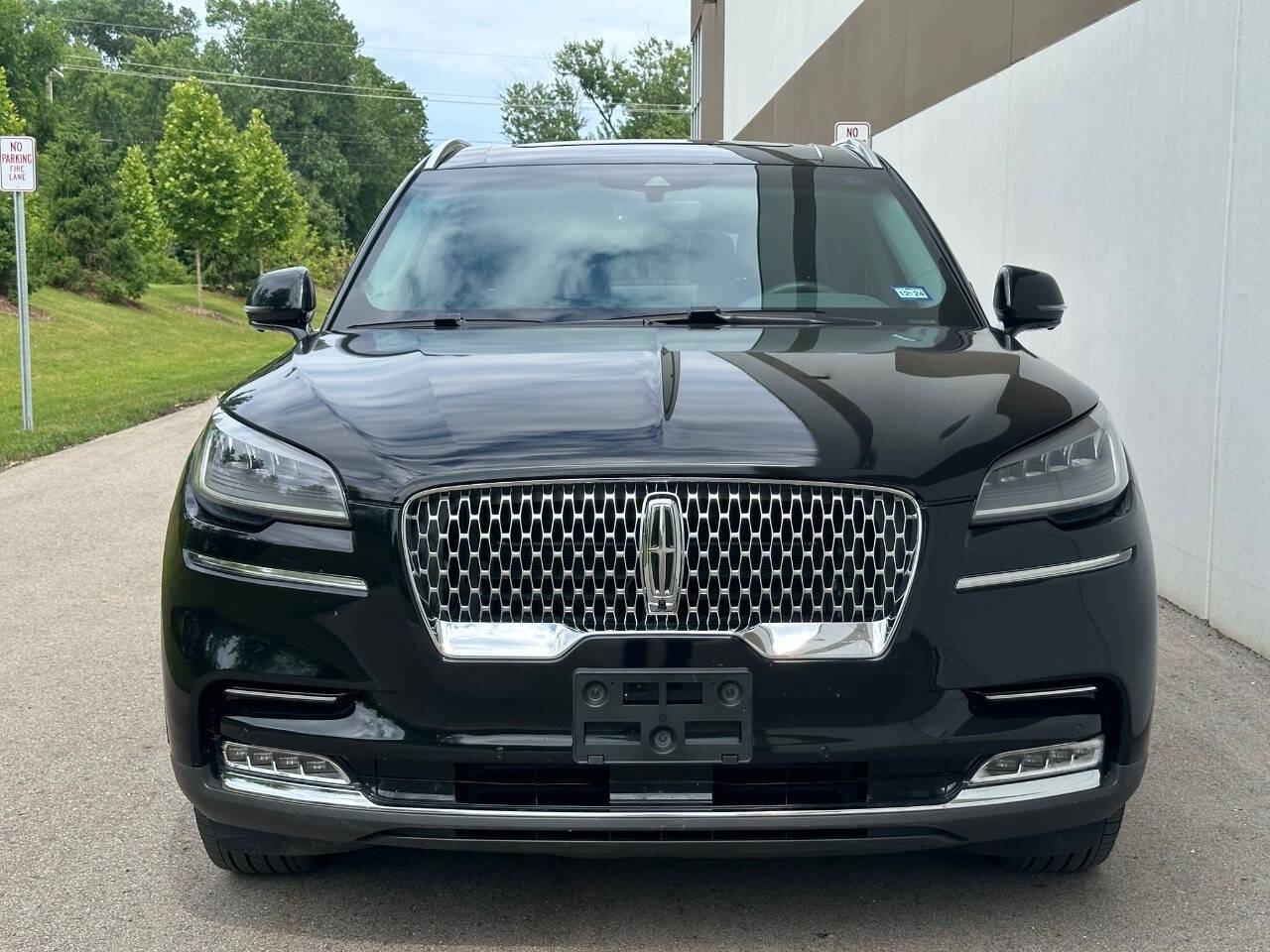 2020 Lincoln Aviator for sale at Phoenix Motor Co in Romulus, MI