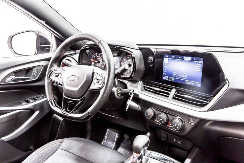 2024 Chevrolet Trax RS