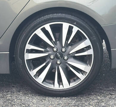 2017 Lincoln MKZ Select