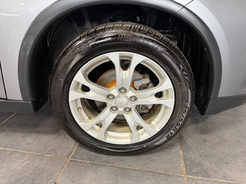2015 Mitsubishi Outlander SE