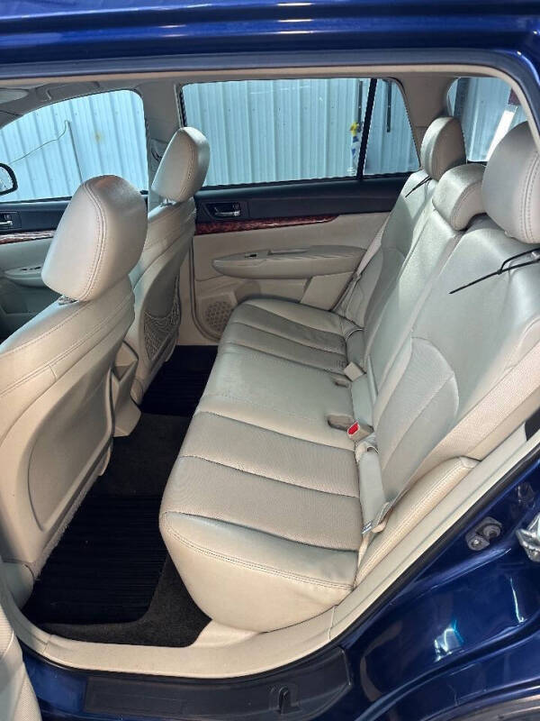 2011 Subaru Outback 3.6R Limited