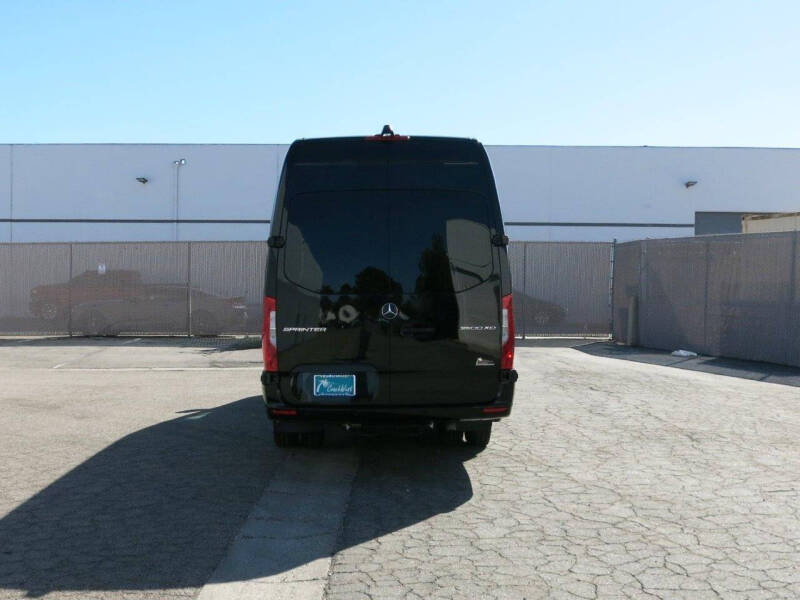 2024 Mercedes-Benz Sprinter