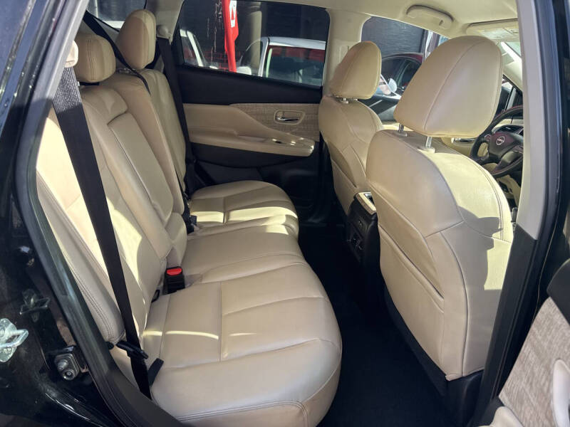 2023 Nissan Murano SV