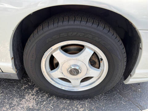 2004 Chevrolet Monte Carlo LS