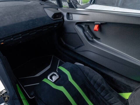 2024 Lamborghini Huracan STO