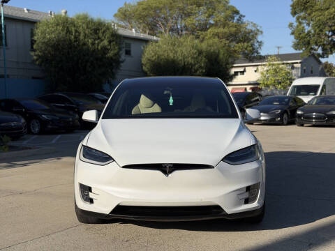 2016 Tesla Model X 90D