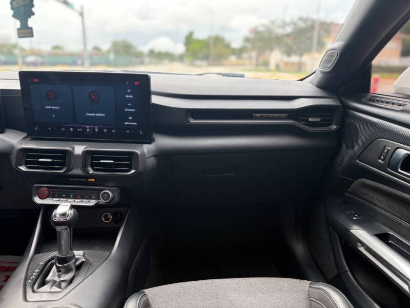 2024 Ford Mustang EcoBoost Premium