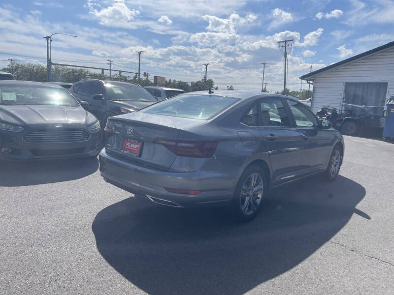 2019 Volkswagen Jetta R-Line