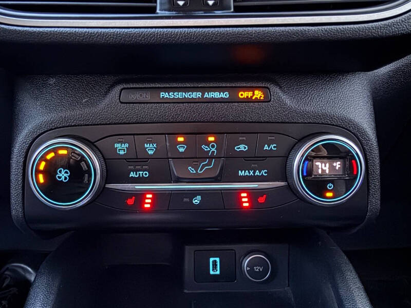 2020 Ford Escape SEL