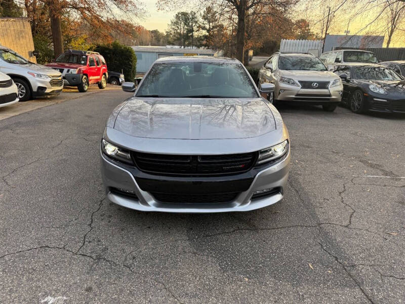 2015 Dodge Charger SXT photo 3