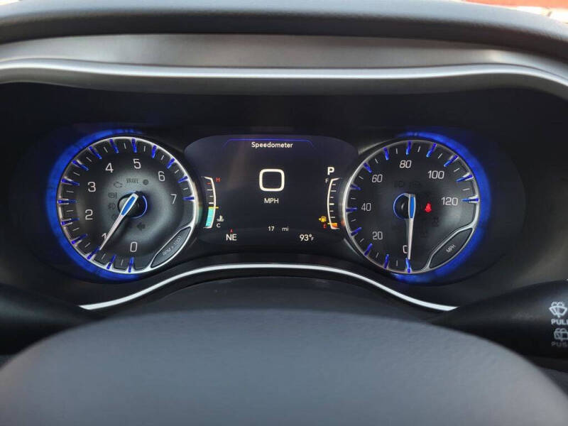 2026 Chrysler Voyager LX