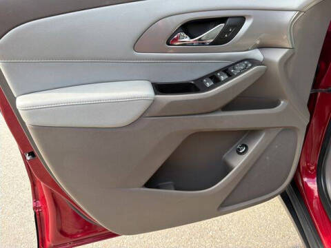2020 Chevrolet Traverse LT Leather