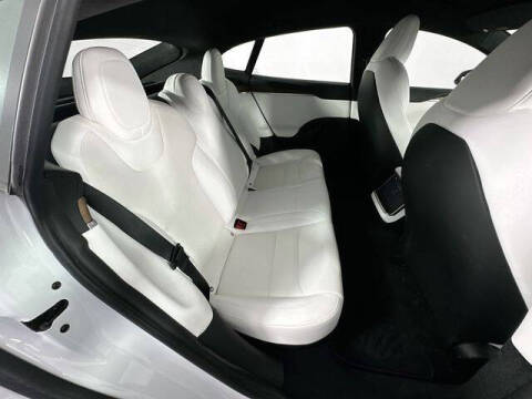 2022 Tesla Model S