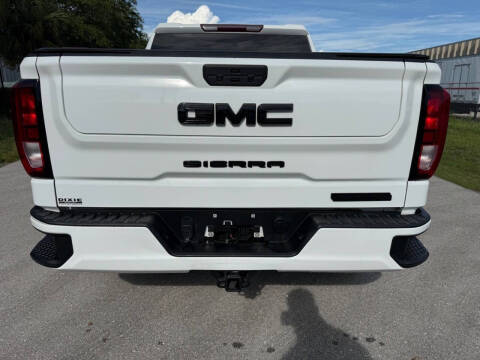 2022 GMC Sierra 1500 Limited Elevation