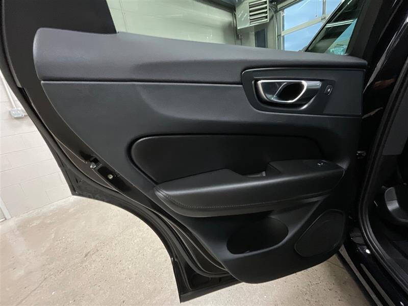 2023 Volvo XC60 B5 Core