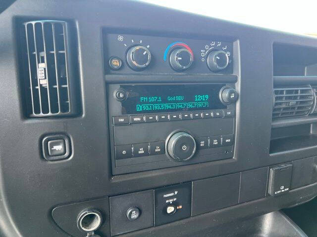 2021 GMC Savana 2500
