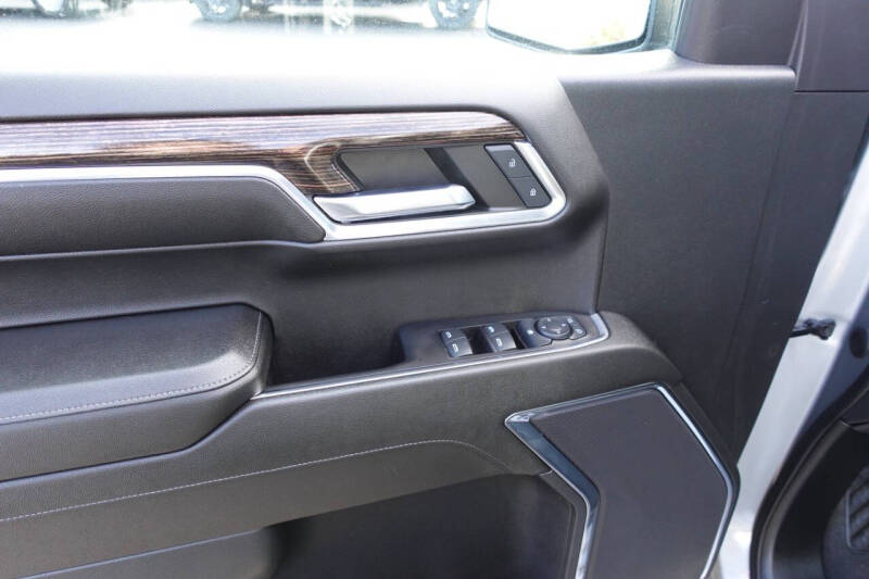 2023 GMC Sierra 1500 Elevation Standard