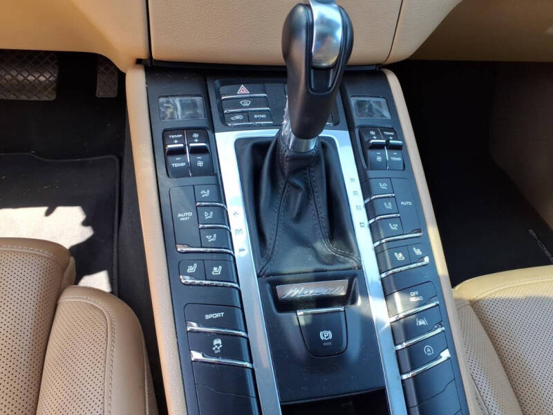 2018 Porsche Macan