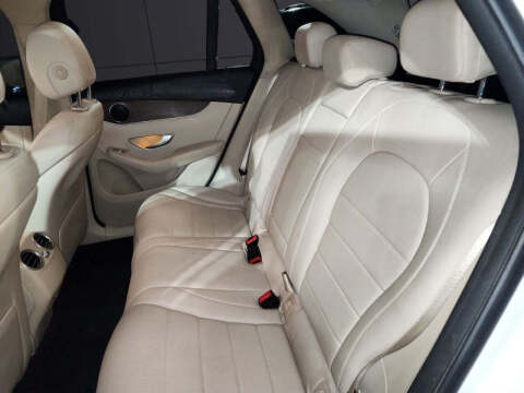 2021 Mercedes-Benz GLC GLC 300