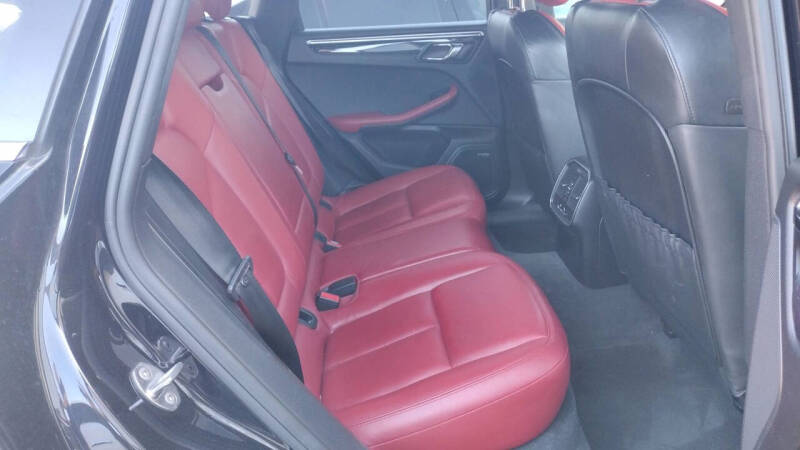 2016 Porsche Macan S